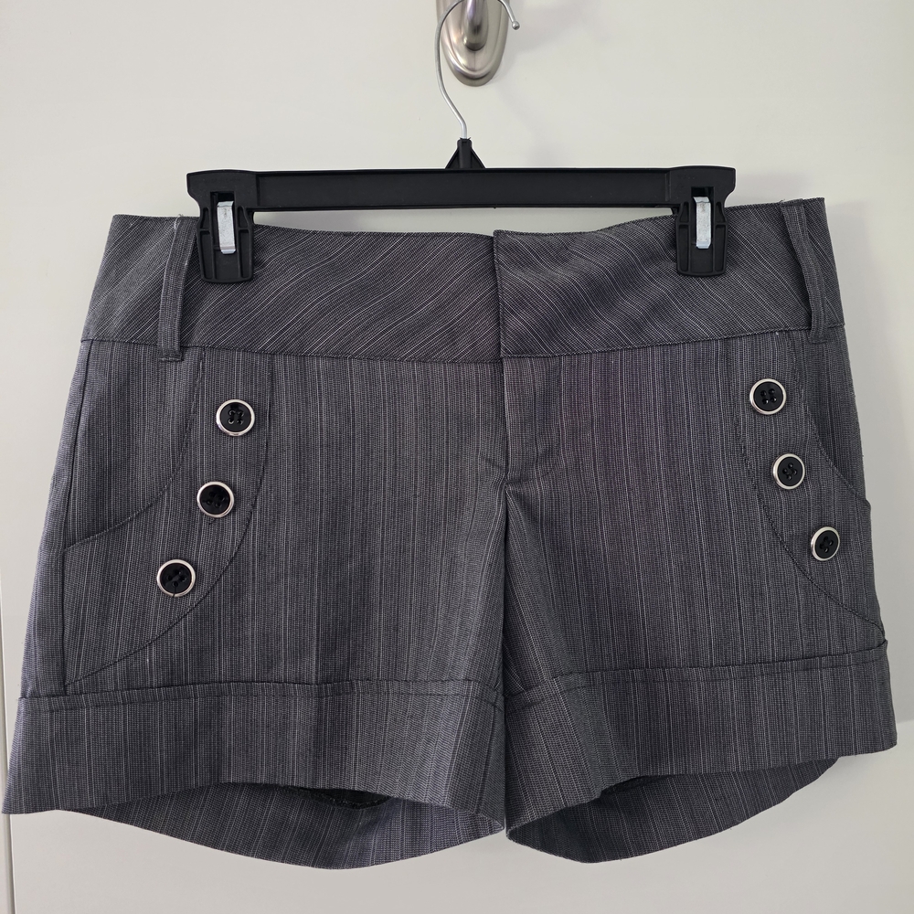 HeartSoul Women's Gray Striped Shorts